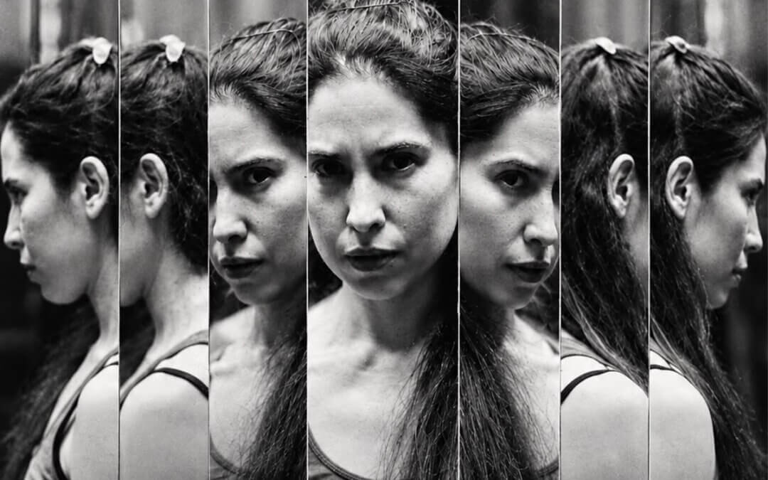 LA MUJER DEL TERCERO